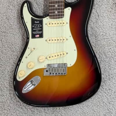 Fender American Ultra LEFTY Stratocaster, Rosewood Fretboard, Ultraburst Finish image 13
