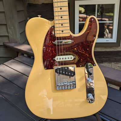 Fender Deluxe Nashville Telecaster 2011 60th Anniv. - Honey blonde image 4