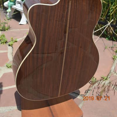 Martin OMCRE Guitar Solid Transylvania Adirondack Top image 7