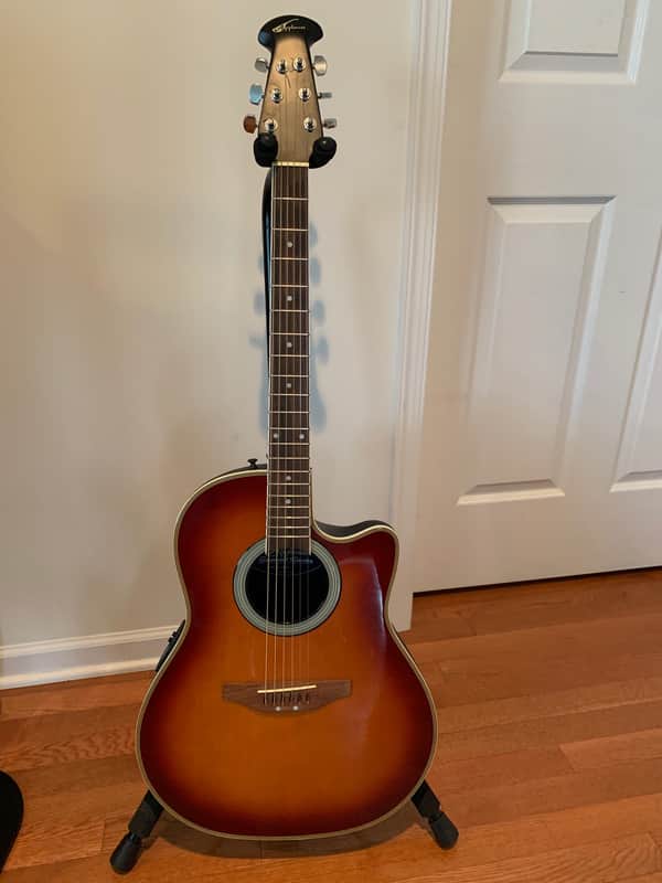 Applause AE28 with Ovation Deluxe Hardshell Case image 1