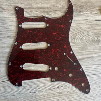 Red Tortoise Vintage style Stratocaster Pickguard Chinese replica image 4