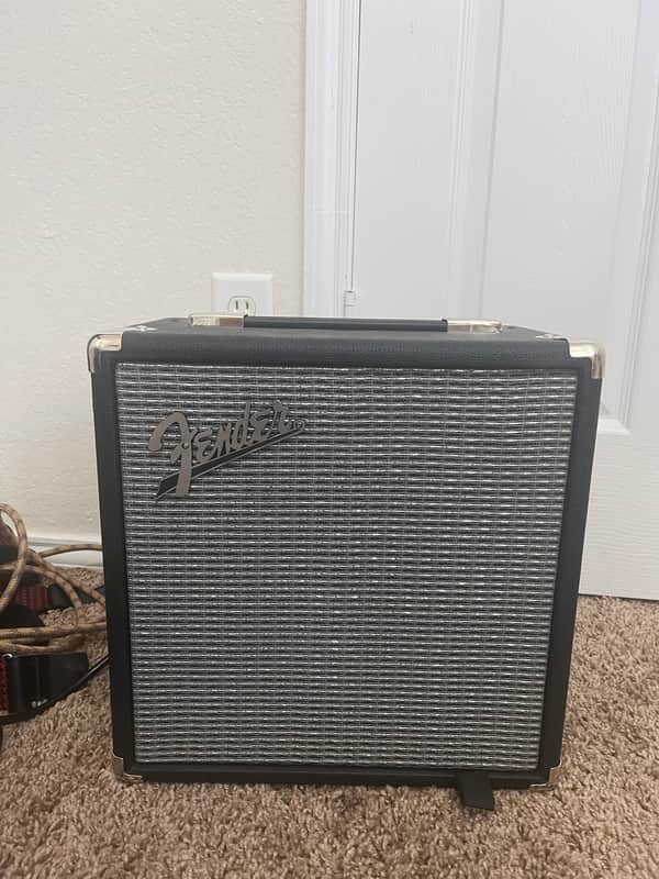 Fender Rumble 15 V3 15-Watt 1x8" Bass Combo 2015 - Present - Black image 1