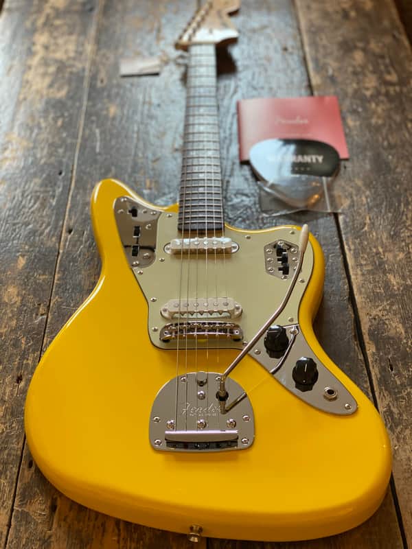 Fender Japan Limited Edition Jaguar FSR Graffiti Yellow, Alder Body Rosewood Board MIJ
