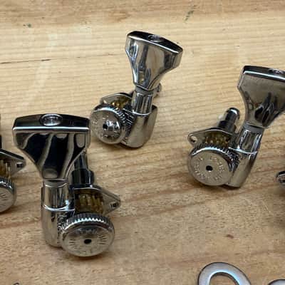 Immagine Hipshot 3+3 GripLock Open-Gear Locking Guitar Machines 3x3 Tuners w/ UMP - Chrome - 11