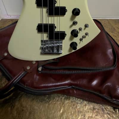 Fernandes MB-80 1980s - White MockingBird bass guitar image 6