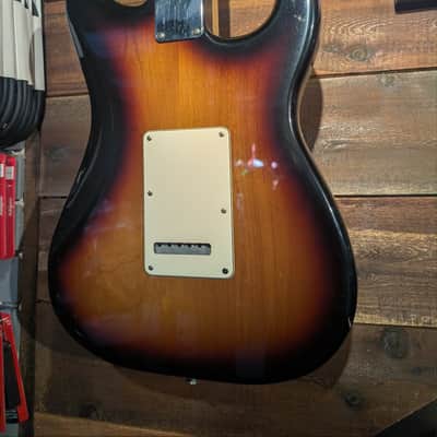 Fender Left-Handed Standard Stratocaster with Rosewood Fretboard 2006 - 2017 - Brown Sunburst image 5