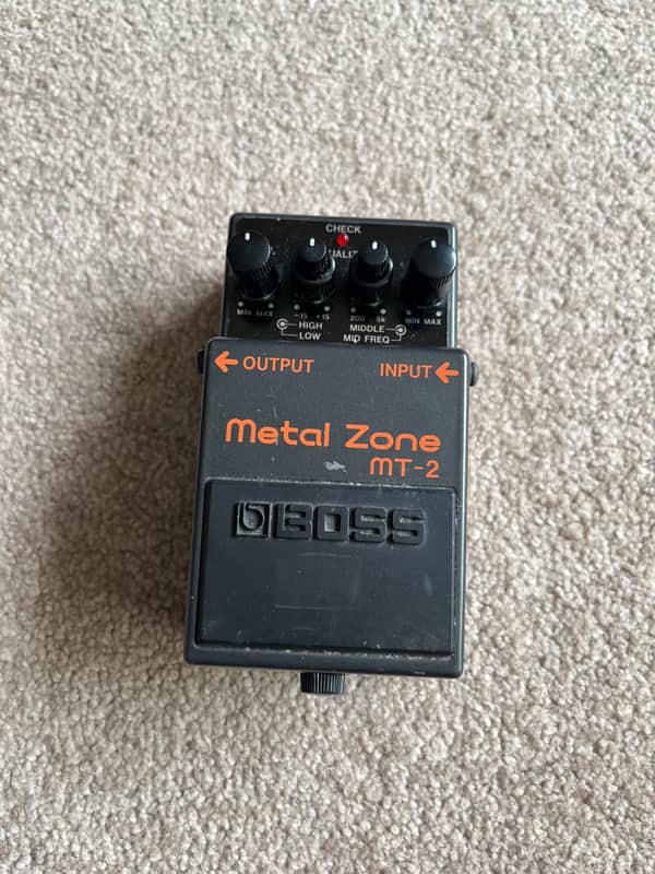 Boss MT-2 Metal Zone (Silver Label) 1991 - Present - Black