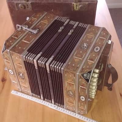 Scheffler Map Haustein Concertina Accordion (23+28 = 51 Buttons) with Carry Case image 2
