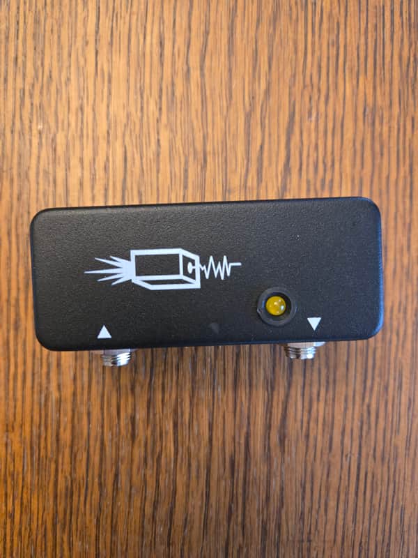 JHS Little Black Buffer