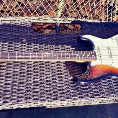 '66 Custom Shop Limited Edition Stratocaster Sunburst - Deluxe Closet Classic (2022) image 4