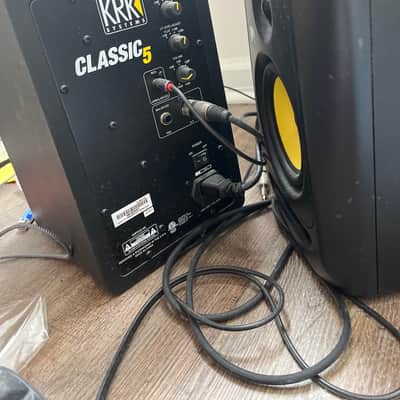 KRK classic 5 RP-5 Rokit G4 2-Way 5" Active Studio Monitors (Pair) 2019 - 2021 - White image 4
