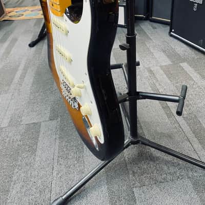 Fender American Vintage II '57 Stratocaster - 2-Color Sunburst image 3