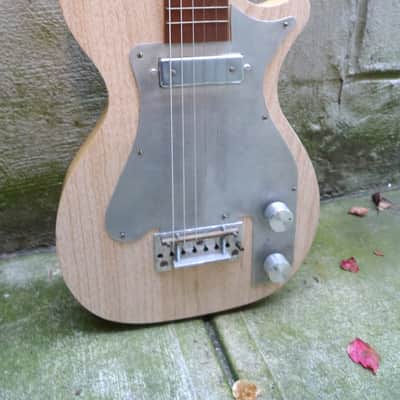 Decar Stratotone Style 1950's Blond image 2