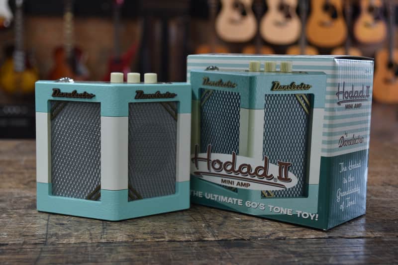 Danelectro Hodad DH-1 Mini Amplificatore Per Chitarra Con Tremolo Ed Eco, 2 Altoparlanti, Gain Regolabile
