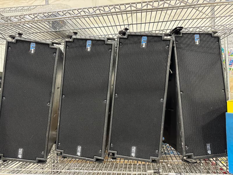 dB Technologies T8, S30 SUBS image 1