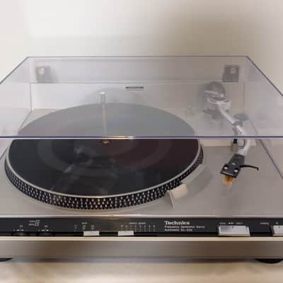 Technics SL-235 Automatic Turntable / Mint / w Empire 2000 III Cartridge image 1