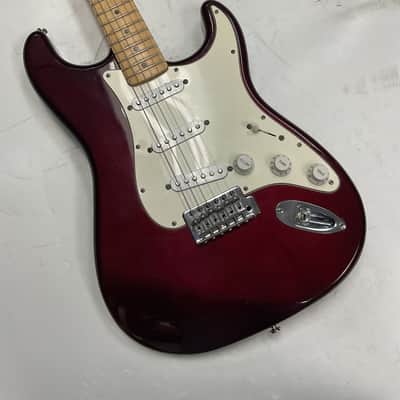 Fender Standard Stratocaster with Maple Fretboard 2003 - Midnight Wine image 3