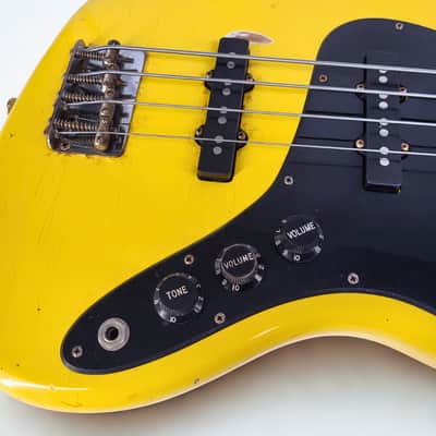 2025 Del Toro Josefa Bass - Stinger Yellow image 6