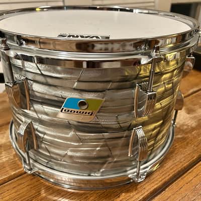 Vintage Ludwig No. 942 Classic 8x12" Rack Tom (3-Ply) w/ Pointed Blue/Olive Badge 1970’s Sky Blue Pearl image 1