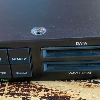 Yamaha TG55 Tone Generator Synthesizer image 5