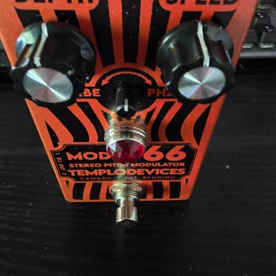 Templo Devices Model 66 Phaser/Vibrato - great phasing and vibrato-ing sounds! image 5