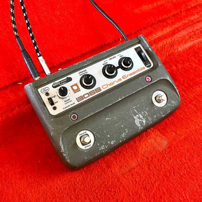 Boss CE-1 Chorus Ensemble | Reverb