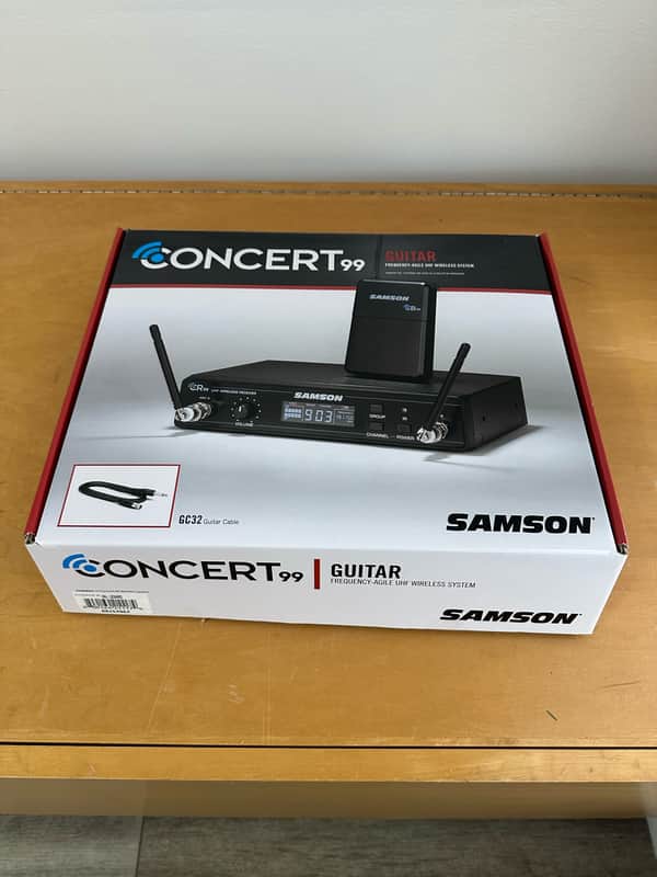 Samson Concert 99 Frequency-Agile UHF Wireless Guitar System - K Band (470–494 MHz) 2010s - Black image 1