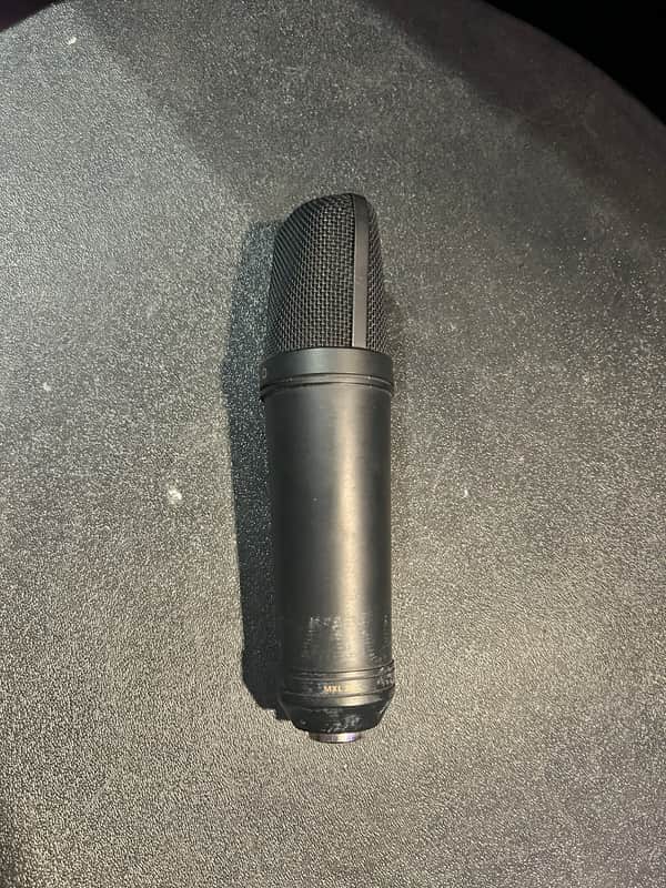 MXL 2001 Gold Diaphragm Condenser Microphone Without Shock Mount image 1