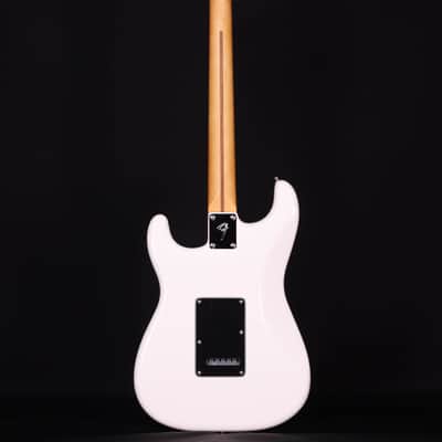 Fender Player II Stratocaster, Maple FB, Polar White image 7