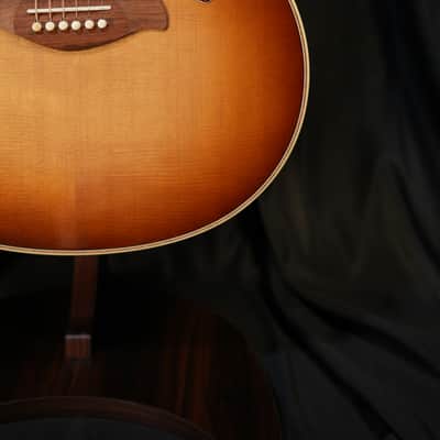 Taylor Gold Label 814e Sunburst - Honduran Rosewood image 6
