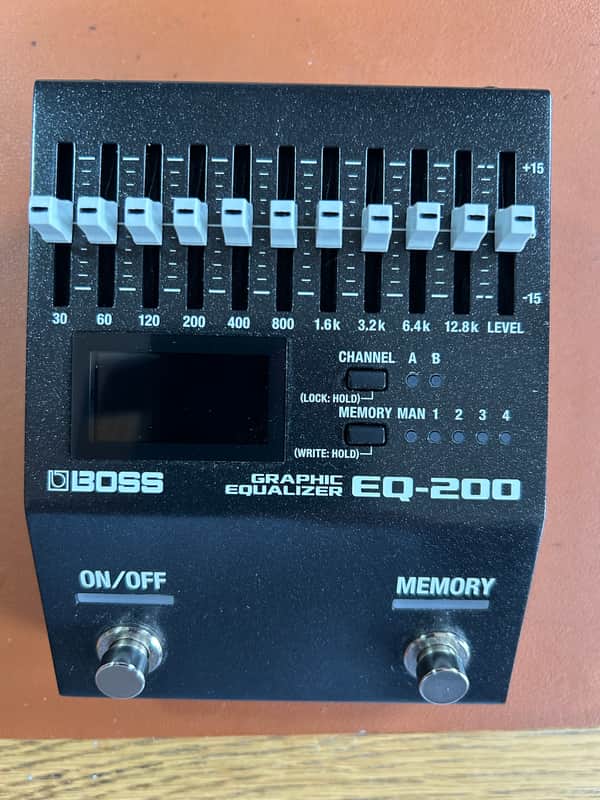 Boss EQ-200