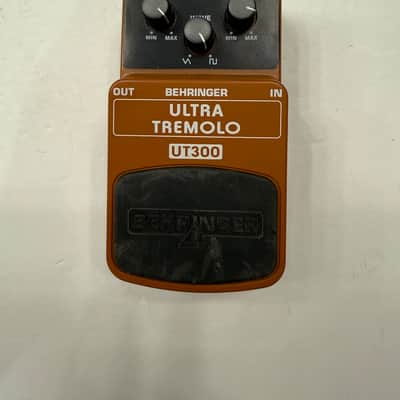 Behringer UT300 Ultra Tremolo Guitar Effect Pedal image 1