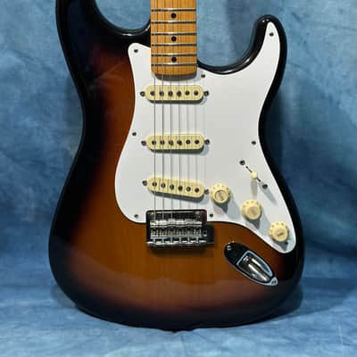 Fender Vintera '50s Stratocaster Modified with Maple Fretboard 2021 - 2-Color Sunburst image 4