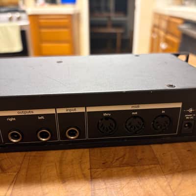 Novation A Station 8-Voice Rackmount Synthesizer 2001 - Blue- SERVICED image 10