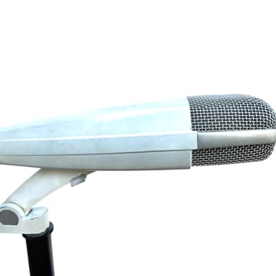 Sennheiser MD 421-N Cardioid Dynamic Microphone image 4