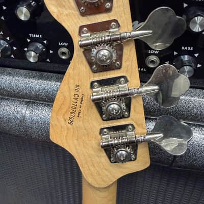 Squier Jazz Bass 2010/2020s - Sun burst image 8