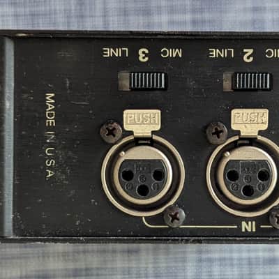 Shure FP33 Portable 3-Channel Remote Stereo Mixer 2010s - Black image 5