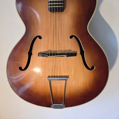 Höfner 456 German Vintage Archtop - Born on Jan 25th, 1960 - Beautiful Flamed Maple - Pro Setup (2,3mm Action) image 1