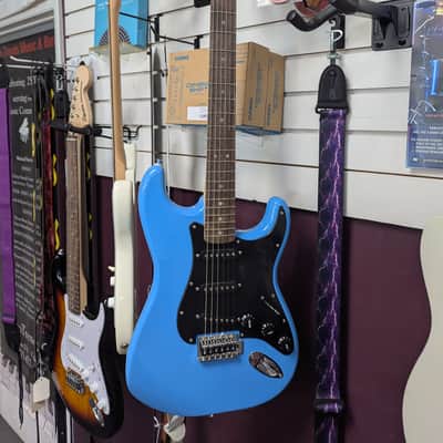 Fender Squier Sonic Stratocaster Electric Guitar – Strat Style – Lightweight – Great Player - Blue image 2