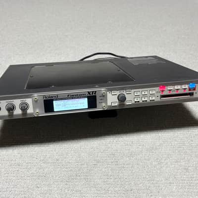 Roland Fantom-XR Rackmount Synthesizer Module 2004 - 2010 - Silver