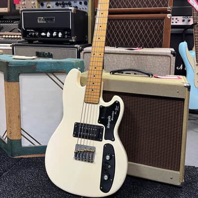 Shergold Marathon 6 String Bass White 1981 image 2