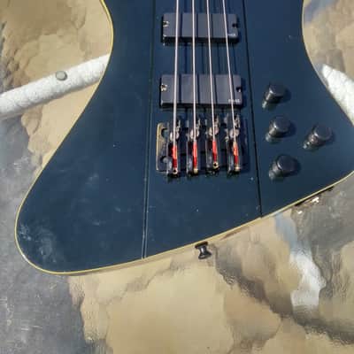 Jackson Thunderbird bass 1994-5 Black image 10
