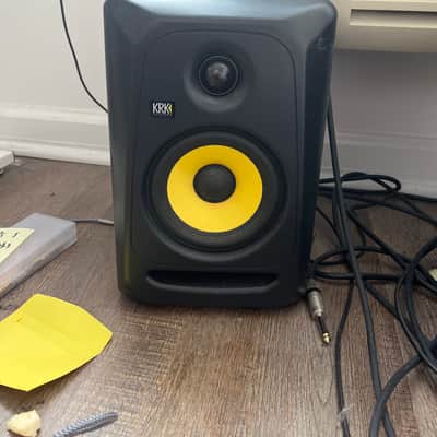 KRK classic 5 RP-5 Rokit G4 2-Way 5" Active Studio Monitors (Pair) 2019 - 2021 - White image 1