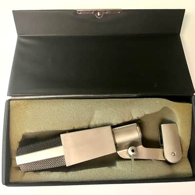 AKG C414EB Silver Microphone w/ Brass Capsule, Case, Mount image 3