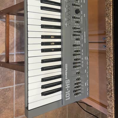 Roland SH-101 32-Key Monophonic Synthesizer 1982 - 1986 - Gray image 12