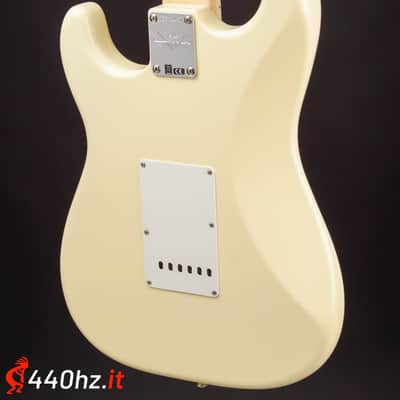Fender Custom Shop 1968 Stratocaster Deluxe Closet Classic '68 DLX CC - Aged Vintage White image 3