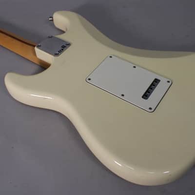 2017 Fender American Special Stratocaster Olympic White w/Gig Bag image 11