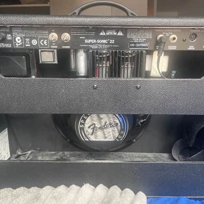 Fender Super-Sonic 22 2-Channel 22-Watt 1x12" Guitar Combo 2010 - Present - Black image 3