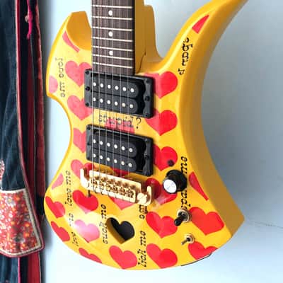 💛brand new!🖤Hide Yellow Heart Burny Jr Mini Mockingbird guitar 黃色心心 黑色心心 迷你 MG X。松本秀人 Green heart Black heart FERNANDES Zo Built in speake 煙花 吉他120x 360s 380s 480 165s 450x 80x 140x X Japan Hideと見た景色 Hide city S.H.Figuarts。 🌟☀️🐥🕊️ image 8