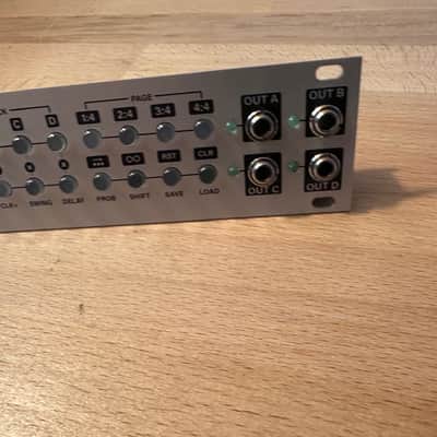 MINT Intellijel Steppy 1U 4-Track 64-Step Step Sequencer Eurorack Synth Module image 5